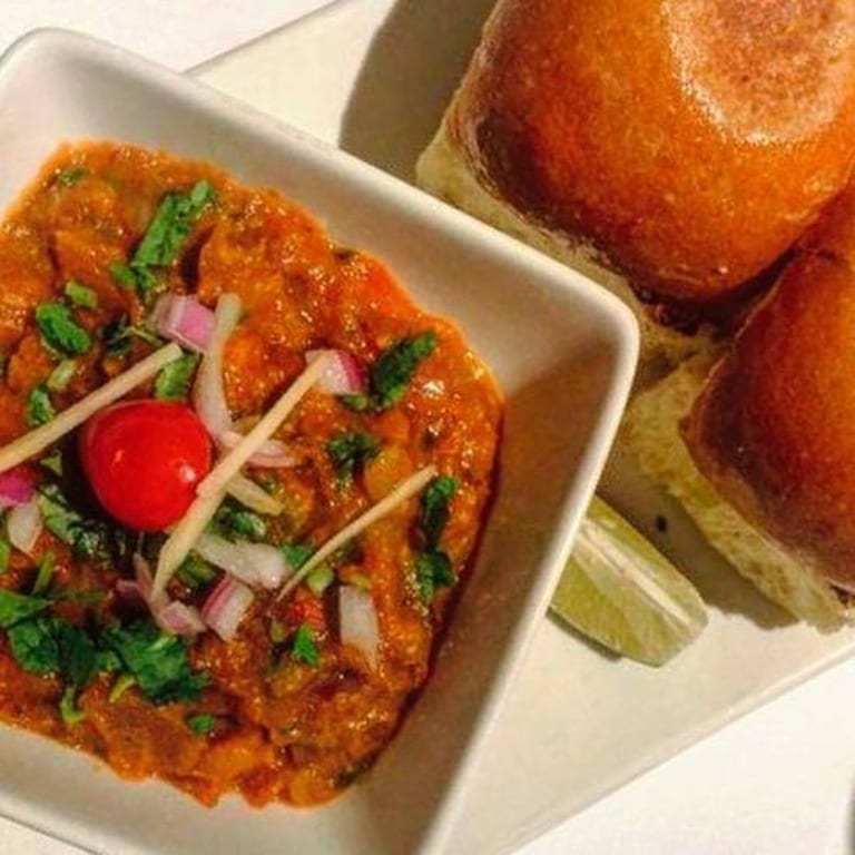 Delicious Pav Bhaji Awaits You
