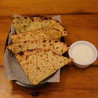 Jumbo Amritsari Kulcha
